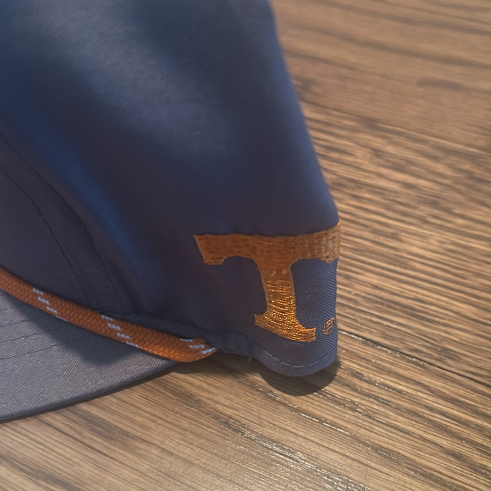 Nashville Predators/Tennessee Vols Smokey Grey Preds Adjustable Hat - Picture 3 of 5